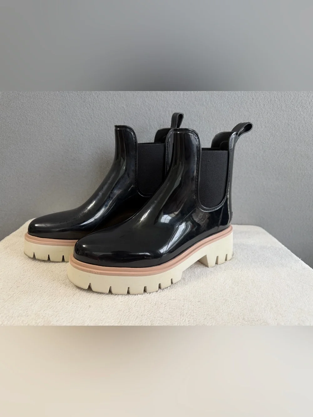 Dolce Vita Thunder Waterproof Rain Boots s6 Women’s Black Patent Stella H2O